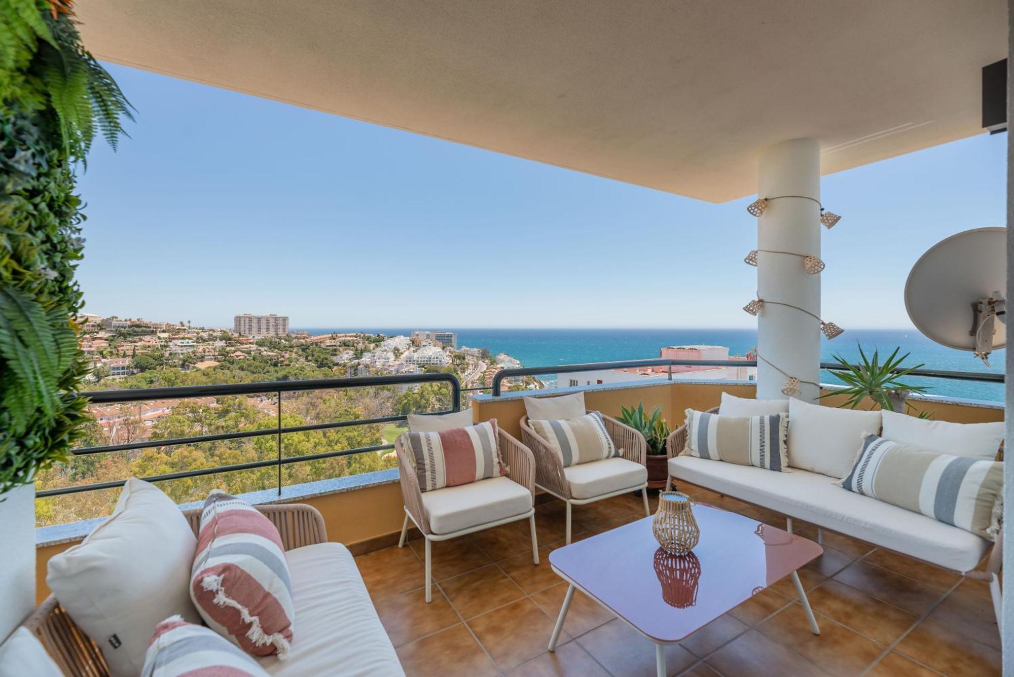 Luxury 4Bdr Penthouse With Sea Views Leilighet Benalmádena Eksteriør bilde